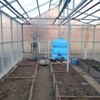 Какой автополив выбрать для теплицы?