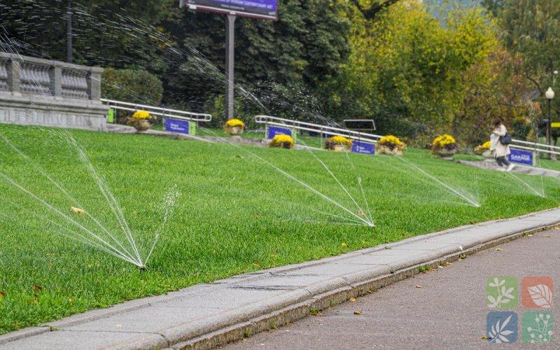 Парк Горького поломки полив.jpg